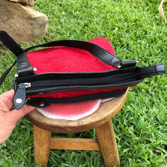 Red Coldwater Creek Crossbody - Picture 3 of 16
